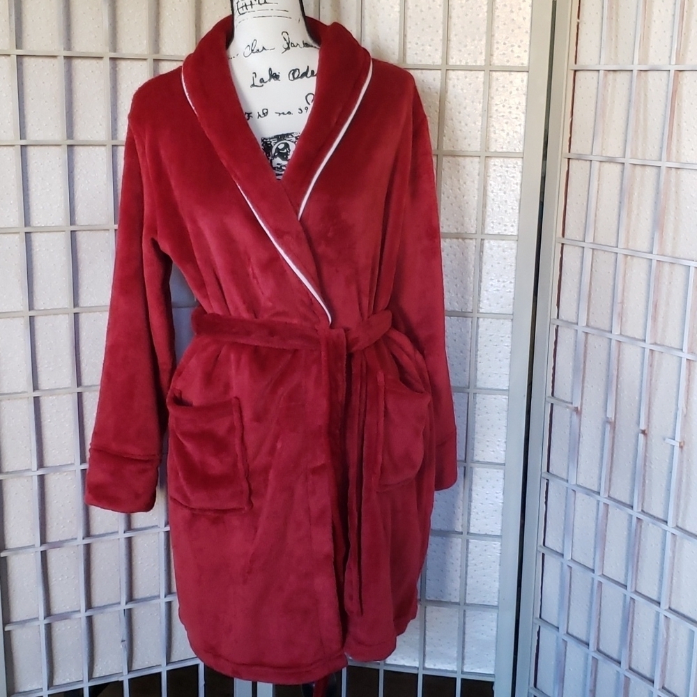 Rae Dunn HO HO HO red fleece woman robe with belt S